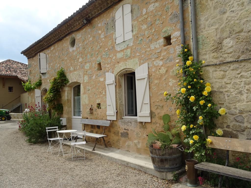 La Maison Des Cornieres Fourcès Dış mekan fotoğraf